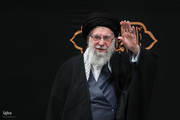 اولین شب مراسم عزاداری شهادت حضرت زهرا(س) با حضور رهبر معظم انقلاب