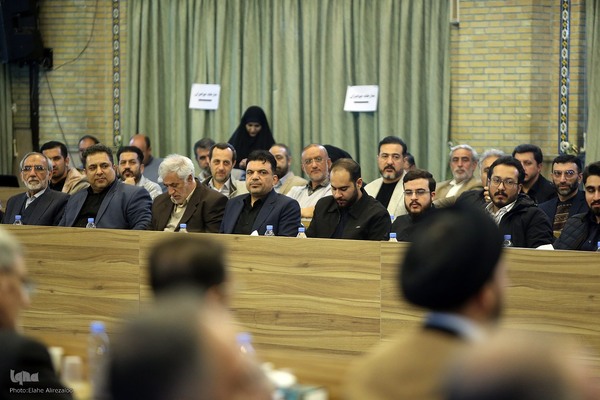 اختتامیه نشست تخصصی استادان، قاریان و حافظان ممتاز قرآن کریم