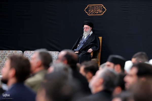 دومین شب عزاداری شهادت حضرت فاطمه(س) با حضور رهبر معظم انقلاب