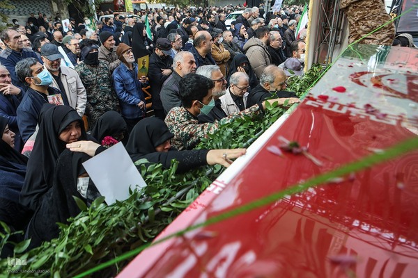 تشیع پیکر‌های مطهر ۱۰۰ شهید گمنام دوران دفاع مقدس