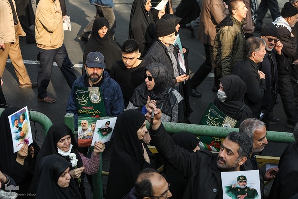 تشیع پیکر‌های مطهر ۱۰۰ شهید گمنام دوران دفاع مقدس