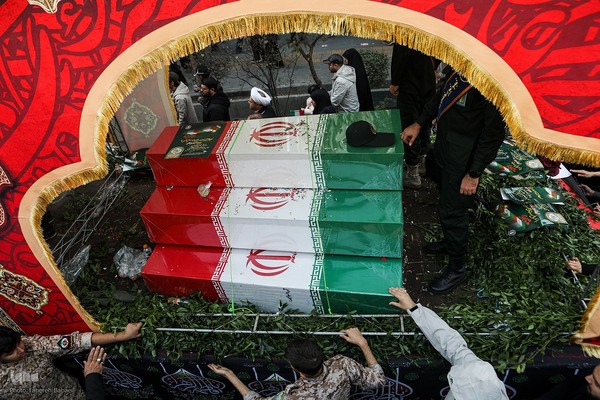 تشیع پیکر‌های مطهر ۱۰۰ شهید گمنام دوران دفاع مقدس