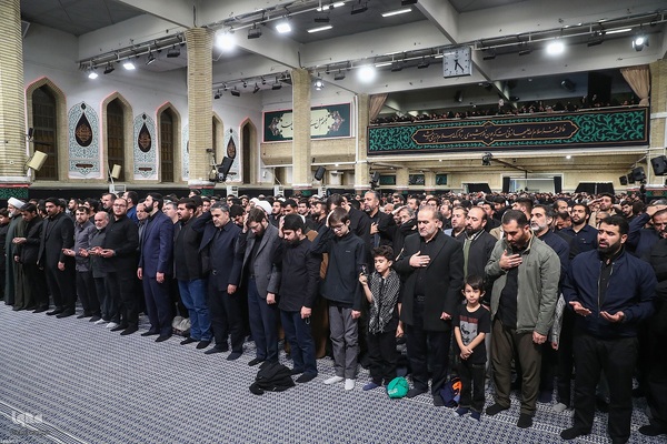 آخرین شب مراسم عزاداری شهادت حضرت صدیقه(س) در حسینیه امام خمینی(ره)