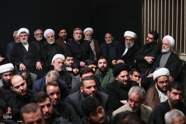 آخرین شب مراسم عزاداری شهادت حضرت صدیقه(س) در حسینیه امام خمینی(ره)