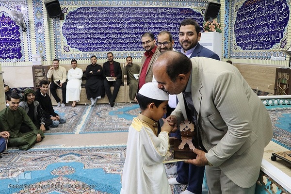چهارمین دوره مسابقات قرآن «ریاض الفرقان» در اهواز
