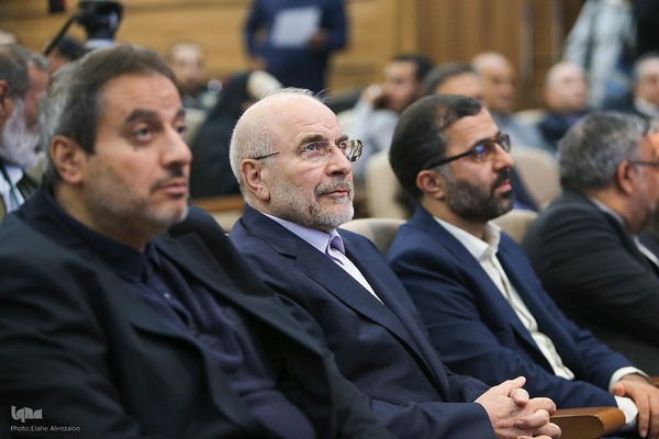 نشست خبری رئیس مجلس شورای اسلامی