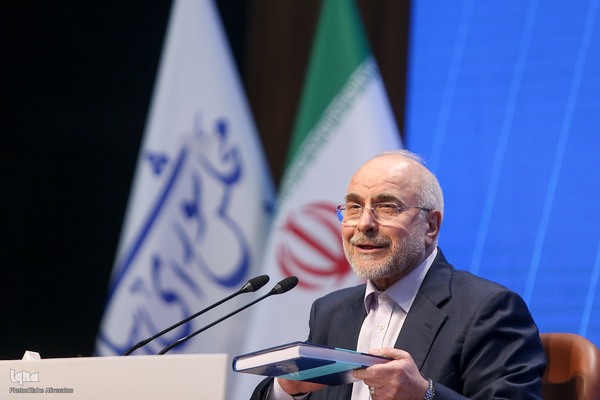 نشست خبری رئیس مجلس شورای اسلامی