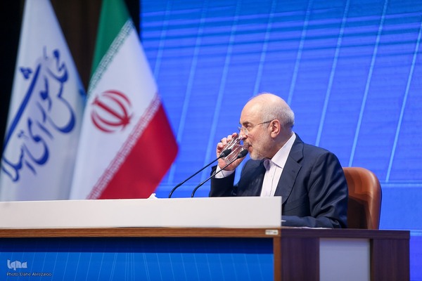 نشست خبری رئیس مجلس شورای اسلامی