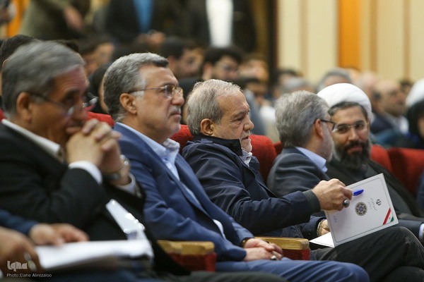 مراسم روز دانشجو با حضور رئیس جمهور