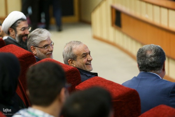 مراسم روز دانشجو با حضور رئیس جمهور