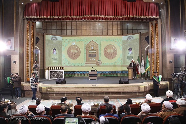 اختتامیه چهل‌و‌هشتمین دوره مسابقات سراسری قرآن کریم در بخش معارفی