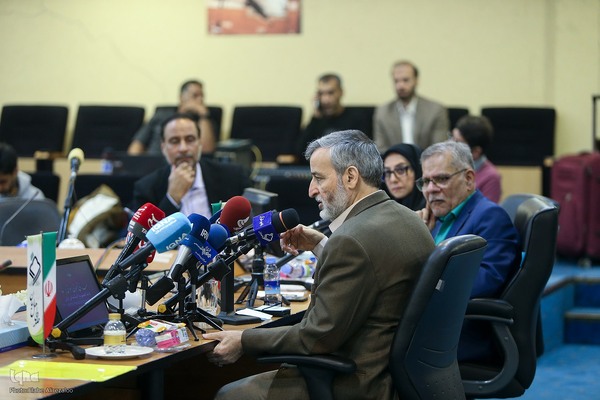 نشست خبری مدیر شبکه رادیویی قرآن