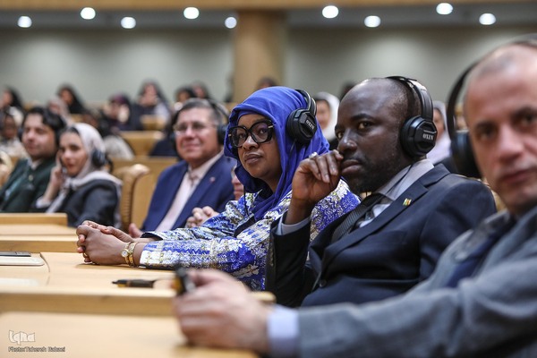 آیین گرامیداشت روز زن و مقام مادر