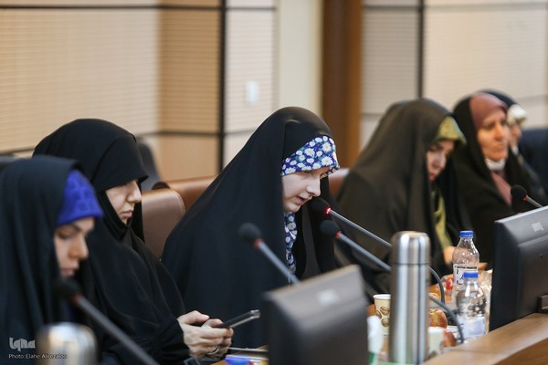 نشست هم‌اندیشی فعالیت‌های حفظ قرآن