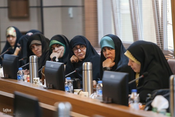 نشست هم‌اندیشی فعالیت‌های حفظ قرآن