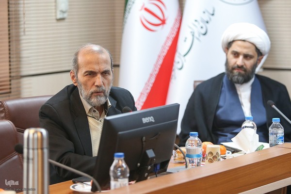 نشست هم‌اندیشی فعالیت‌های حفظ قرآن