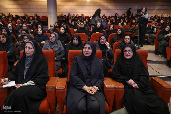 مراسم گرامیداشت میلاد حضرت فاطمه(س)، هفته زن و روز مادر به همت کارگروه امور زنان و خانواده جهاددانشگاهی