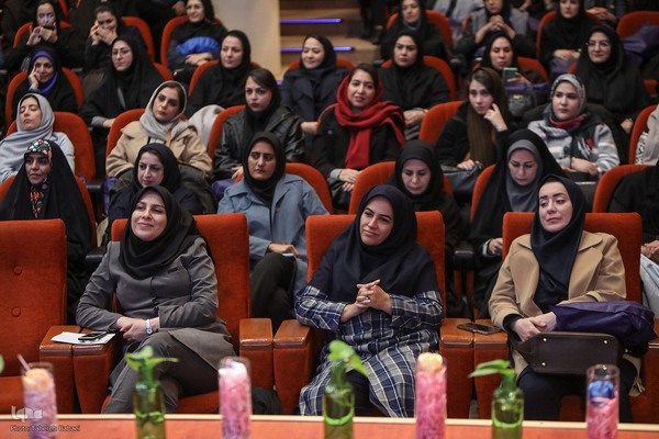 مراسم گرامیداشت میلاد حضرت فاطمه(س)، هفته زن و روز مادر به همت کارگروه امور زنان و خانواده جهاددانشگاهی