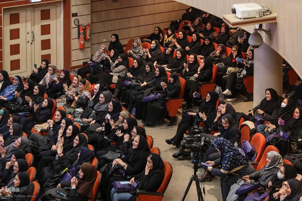 مراسم گرامیداشت میلاد حضرت فاطمه(س)، هفته زن و روز مادر به همت کارگروه امور زنان و خانواده جهاددانشگاهی