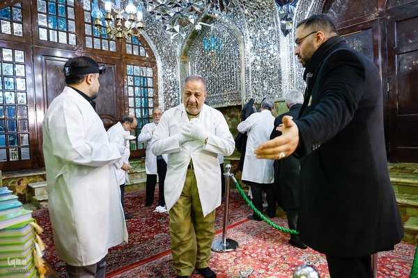 مراسم غبارروبی و محفل انس با قرآن در آستان امامزاده صالح (ع)