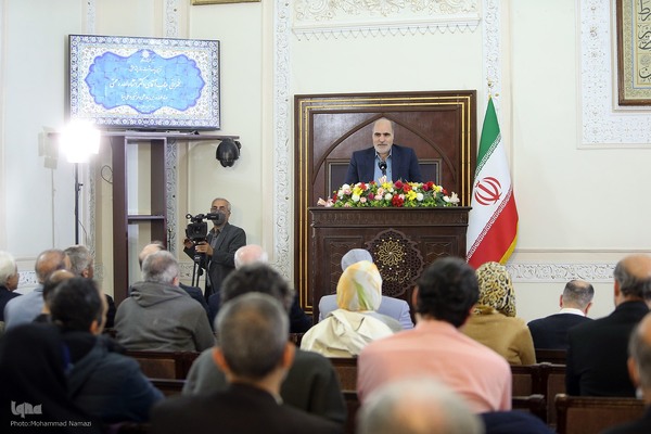 انشاءالله رحمتی استاد فلسفه و رئیس بنیاد علمی و فرهنگی بوعلی‌سینا در آئین پاسداشت روز پژوهش