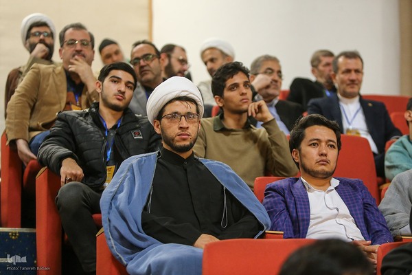 نخستین دوره اعطای جایزه جهانی امام خمینی(ره)