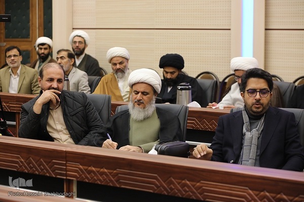 آیین رونمایی از موسوعه معارف شیعه در مجمع جهانی اهل‌بیت(ع)