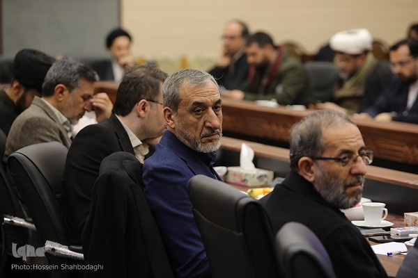 آیین رونمایی از موسوعه معارف شیعه در مجمع جهانی اهل‌بیت(ع)