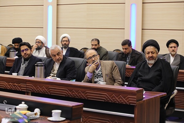 آیین رونمایی از موسوعه معارف شیعه در مجمع جهانی اهل‌بیت(ع)