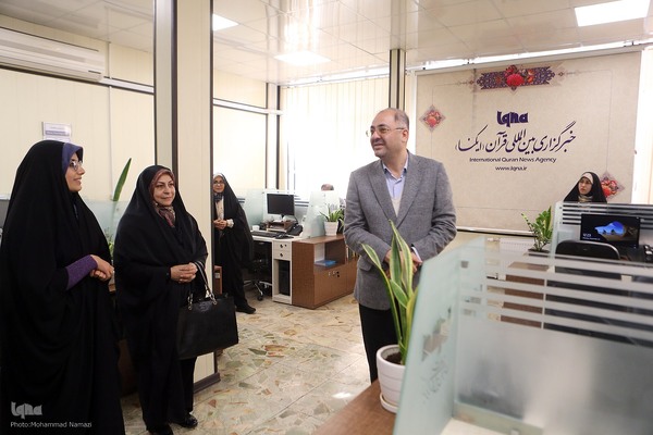 بازدید حسین قرایی مدیرکل روابط عمومی سازمان صدا و سیما از خبرگزاری ایکنا