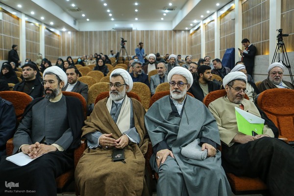 آیین تجلیل از پژوهشگران برتر معارف اسلامی کشور