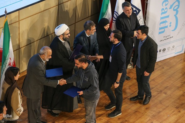 مراسم اختتامیه مسابقات مناظره دانشجویی سلامت