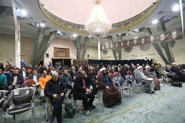 مراسم «عَلَم در امتداد قَلَم»