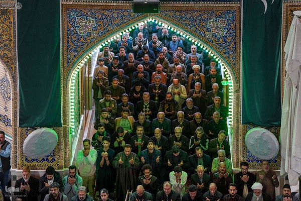 شب ولادت امیرالمؤمنین (ع) در حرم مطهر علوی