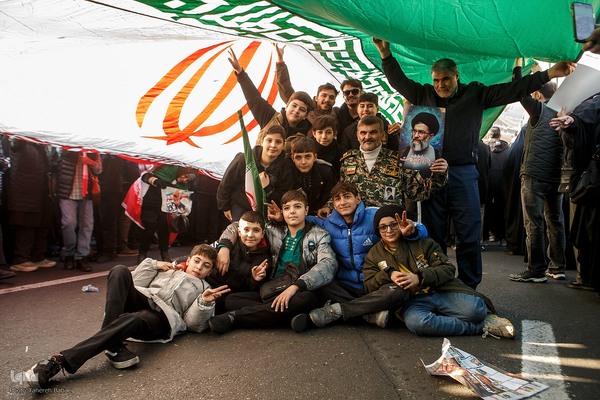 تجمع همبستگی ملی در میدان انقلاب