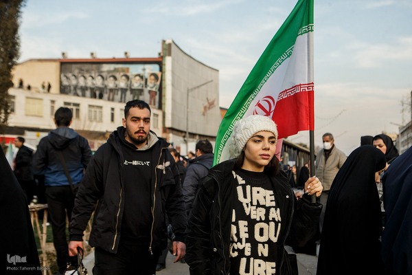 تجمع همبستگی ملی در میدان انقلاب