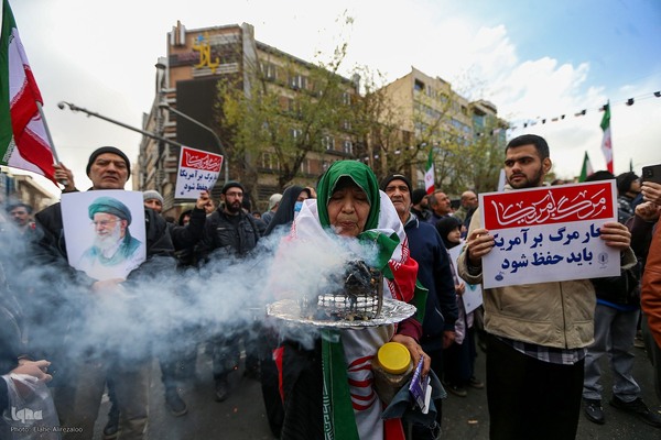 آیین تشییع پیکر مطهر شهدا