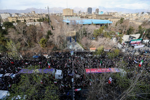 آیین تشییع پیکر مطهر شهدا