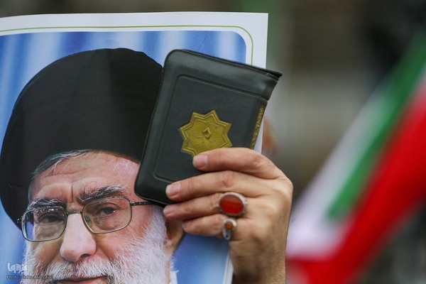 آیین تشییع پیکر مطهر شهدا