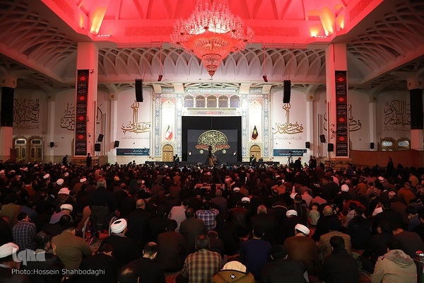 شب شهادت امام موسی کاظم(ع) در حرم حضرت معصومه(س)