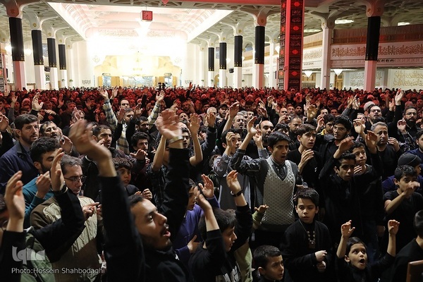 شب شهادت امام موسی کاظم(ع) در حرم حضرت معصومه(س)