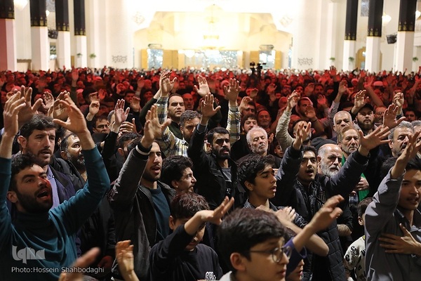 شب شهادت امام موسی کاظم(ع) در حرم حضرت معصومه(س)