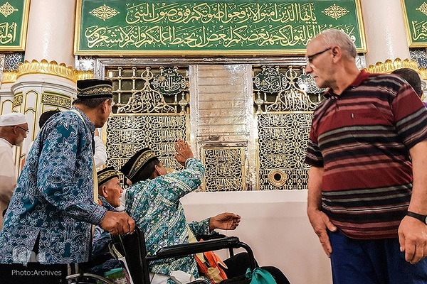 حرم مطهر نبوی میعادگاه عاشقان پیامبر رحمت