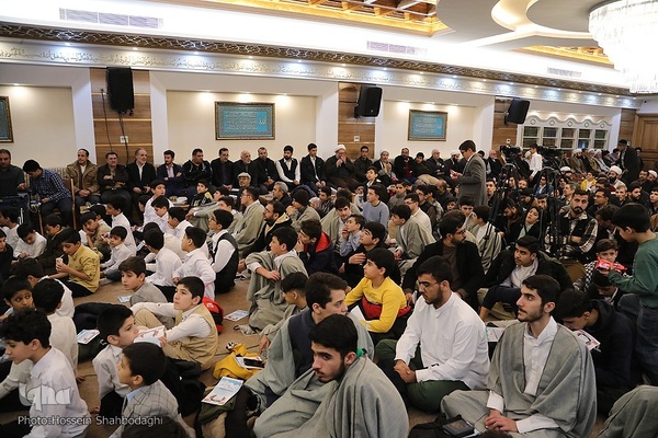 محفل انس با قرآن کریم و سومین آئین تجلیل از قهرمانان قرآنی