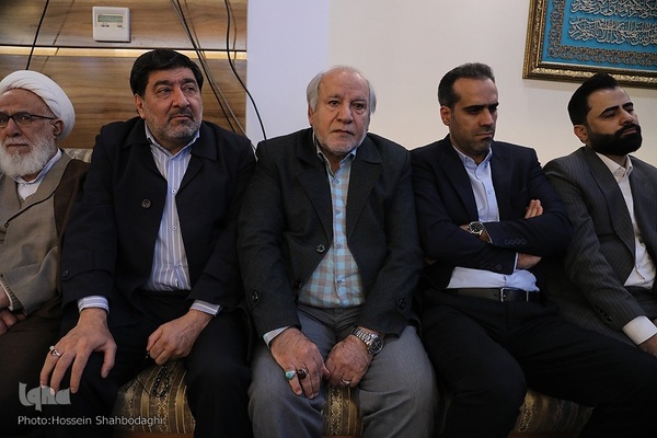 محفل انس با قرآن کریم و سومین آئین تجلیل از قهرمانان قرآنی