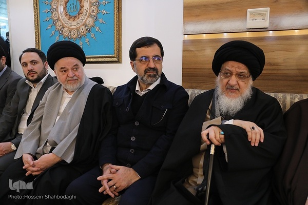 محفل انس با قرآن کریم و سومین آئین تجلیل از قهرمانان قرآنی