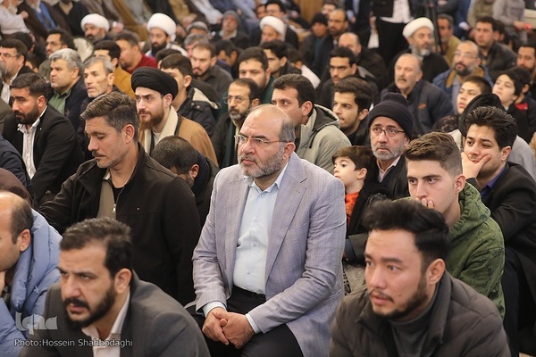 محفل انس با قرآن کریم و سومین آئین تجلیل از قهرمانان قرآنی