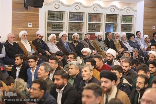 محفل انس با قرآن کریم و سومین آئین تجلیل از قهرمانان قرآنی