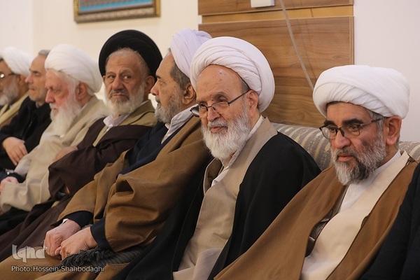 محفل انس با قرآن کریم و سومین آئین تجلیل از قهرمانان قرآنی