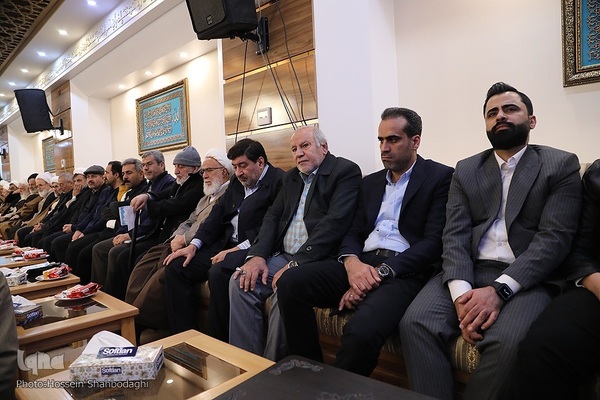 محفل انس با قرآن کریم و سومین آئین تجلیل از قهرمانان قرآنی